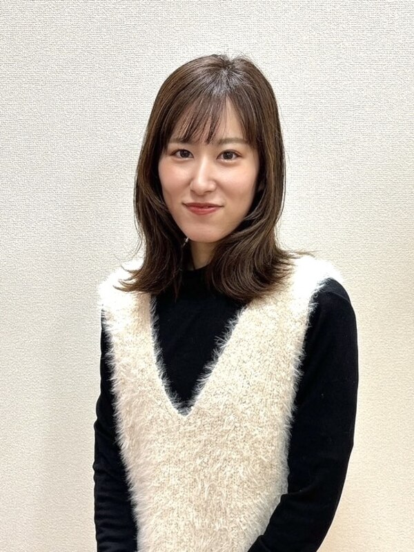 スタイリスト 吉原 萌子